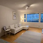 Avara Ja Kodikas Parvekkeella דירה
