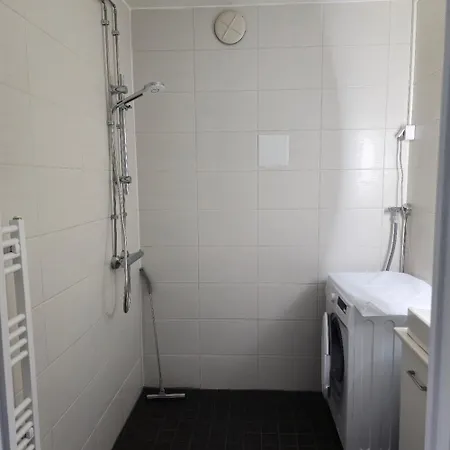 Avara Ja Kodikas Parvekkeella * ヘイノラ