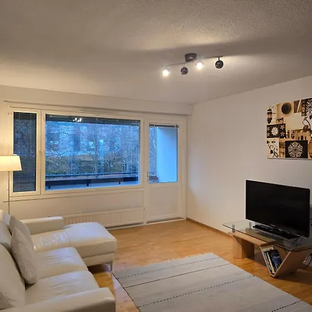 Avara Ja Kodikas Parvekkeella Heinola